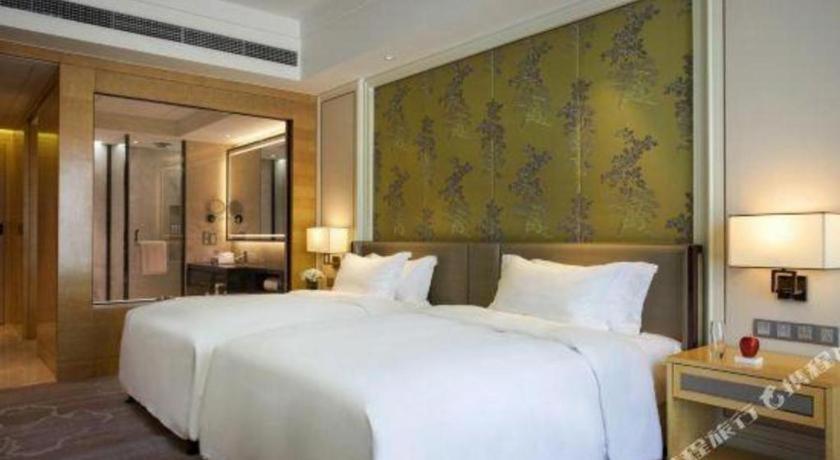 Ming Du Lakeside Hotel 南寧 エクステリア 写真