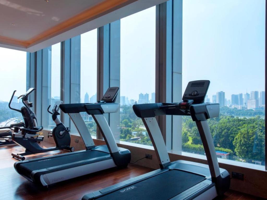 Ming Du Lakeside Hotel 南寧 エクステリア 写真