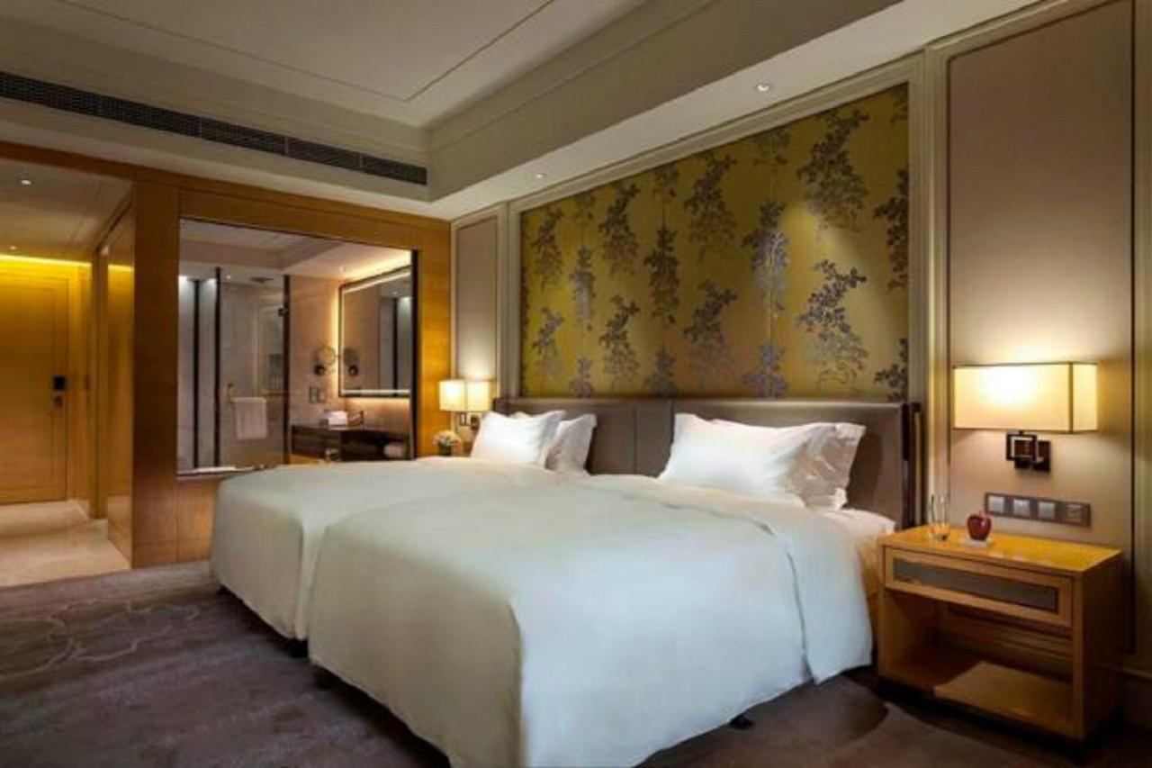 Ming Du Lakeside Hotel 南寧 エクステリア 写真